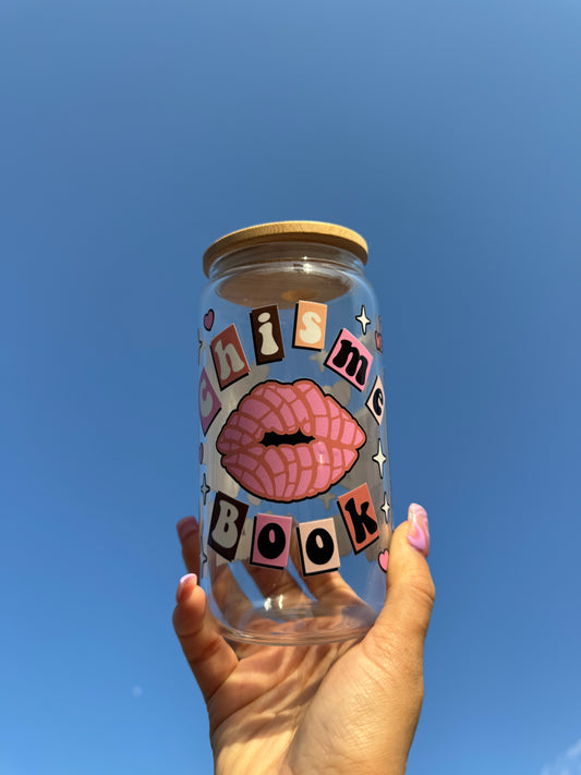 Chisme Book Glass Cup